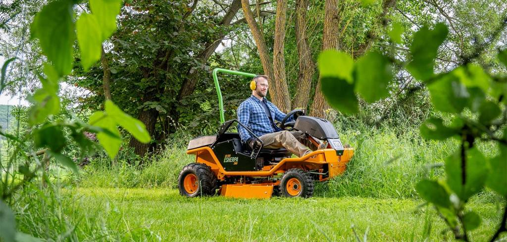 AS-motor AS 920 E-Sherpa 2WD mowing